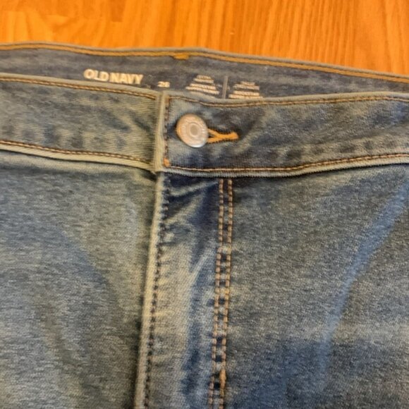 Old Navy Rockstar Super Skinny Extra High Rise Chandra Jeans - Picture 4 of 9